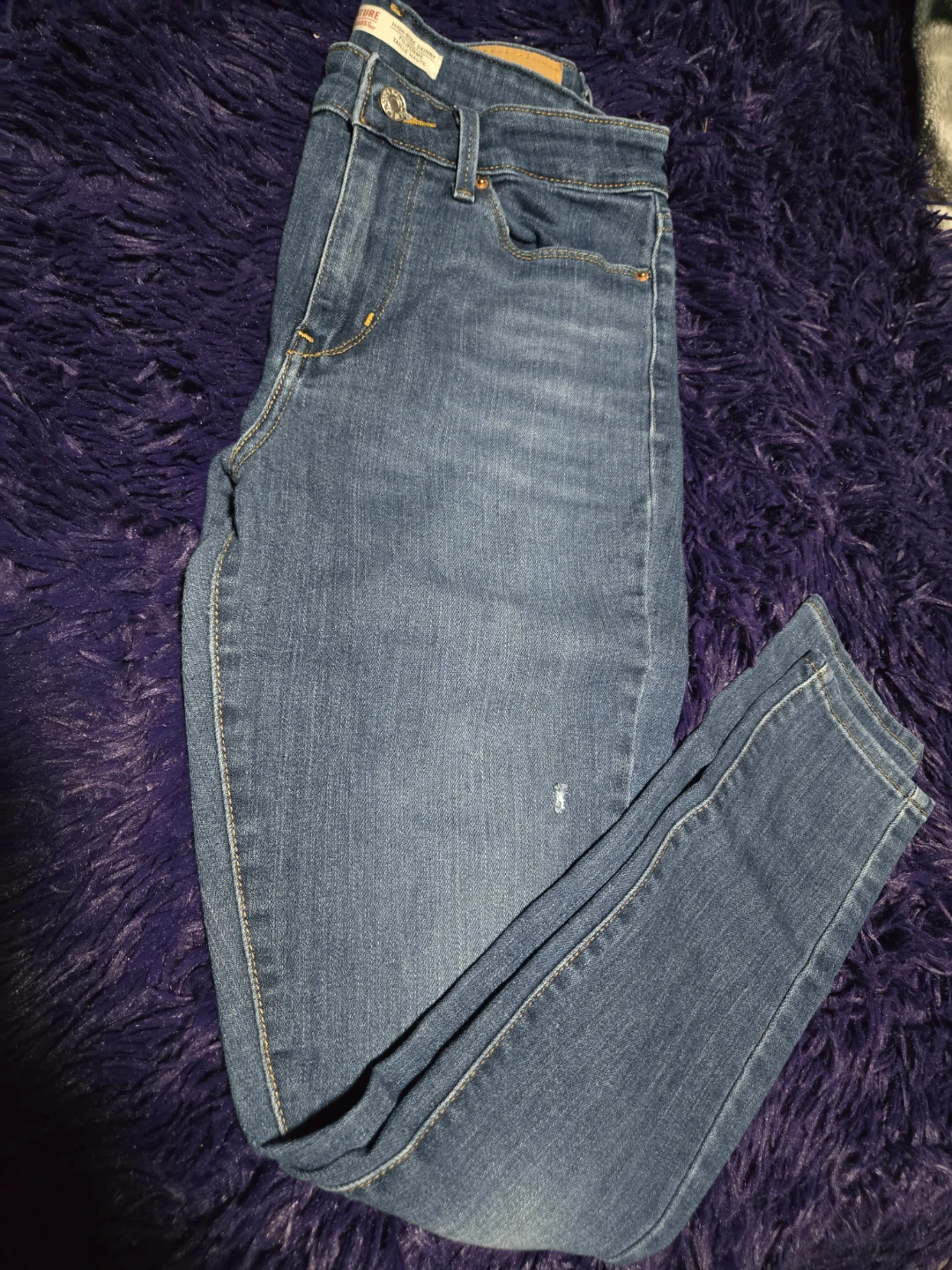 Levi's Signature High-Rise Skinny Jeans
