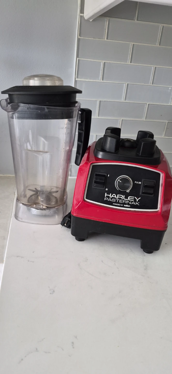 Harley Pasternak Blender