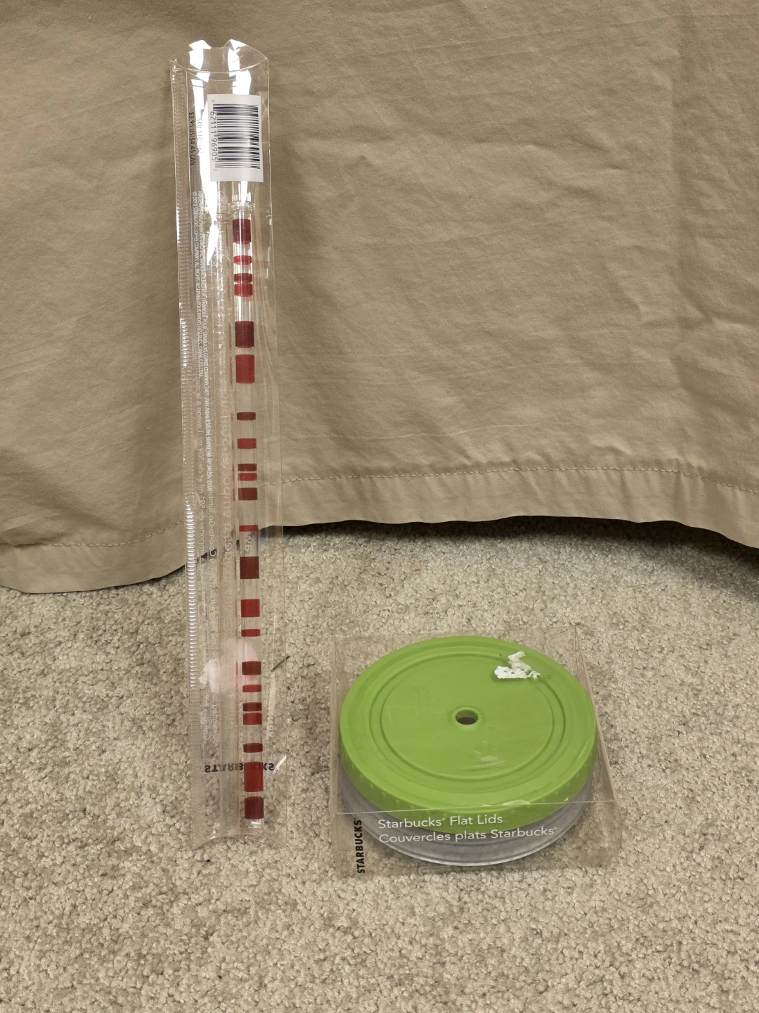 Starbucks Reusable Straws and Flat Lids Set $5.00 each