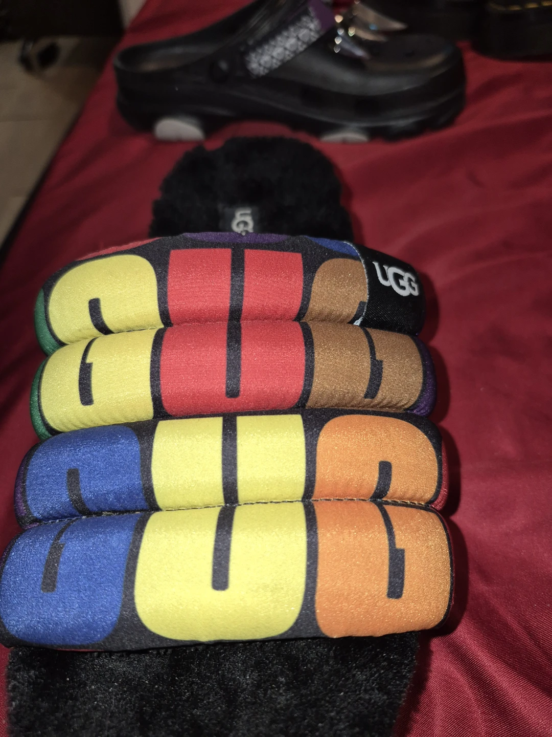 UGG Colourblock Puffer Slides - Size Small - photo 3