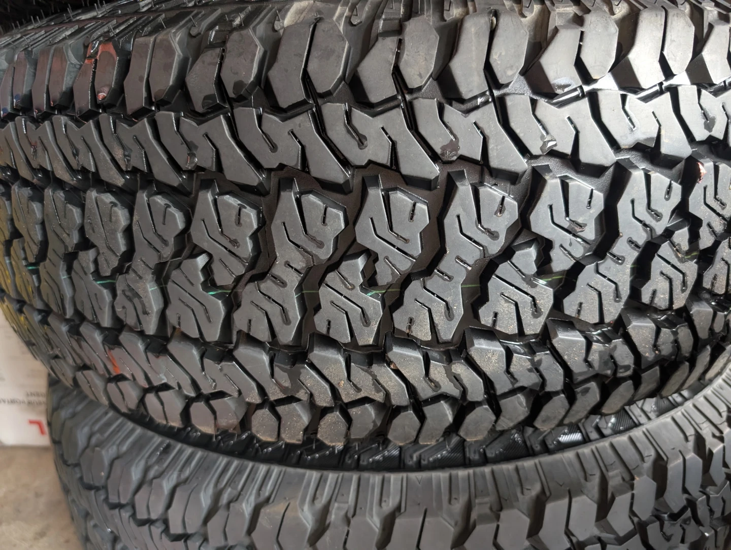 JEEP WRANGLER JL RUBICON 17" O.E.M RIMS AND TIRES - photo 5