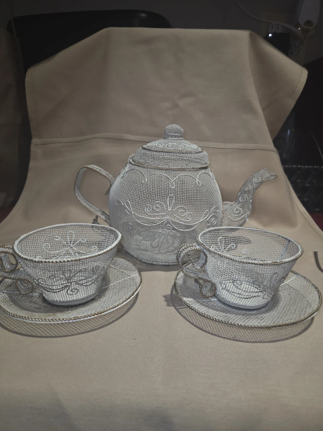 Wire Mesh Teapot and Cup Set with Saucers