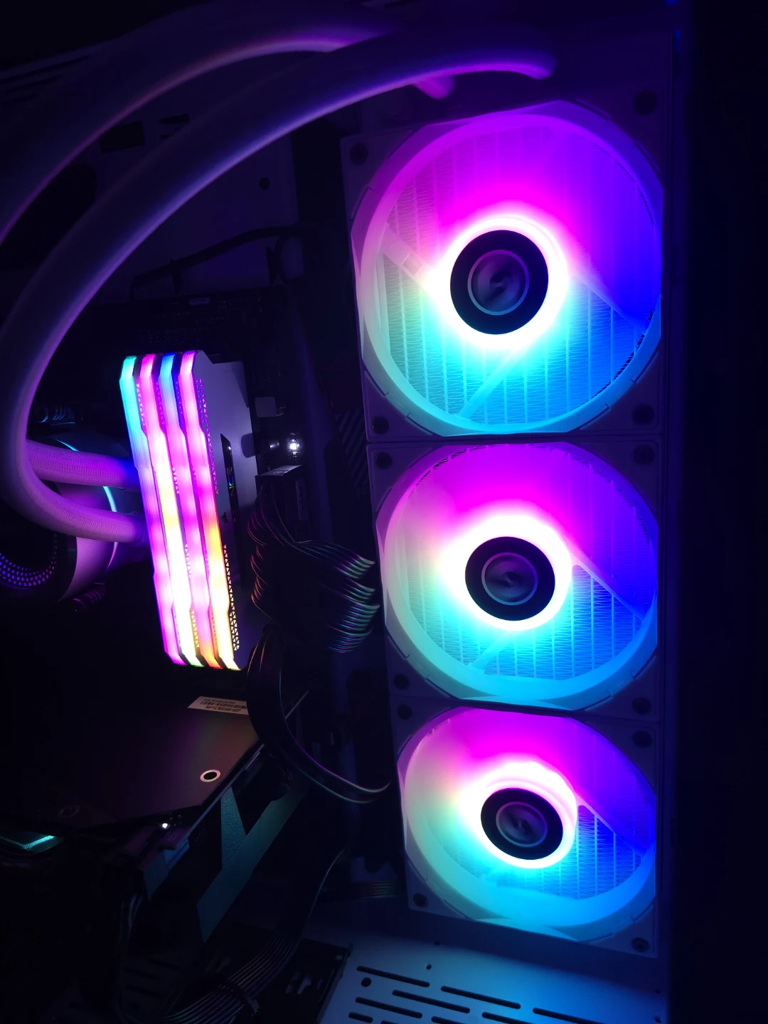 Lian Li O11 Dynamic XL ROG Certified computer - photo 3