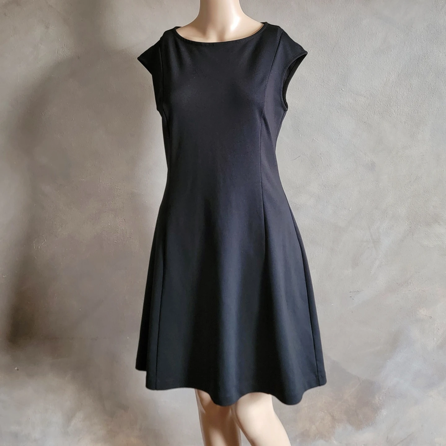 Black Cap Sleeve Fit and Flare Dress - photo 3