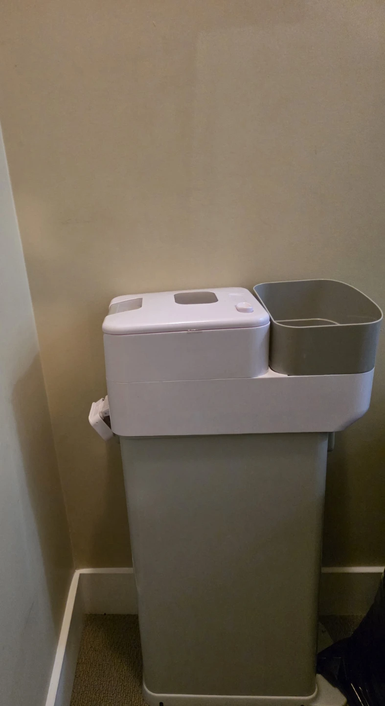Diaper pail