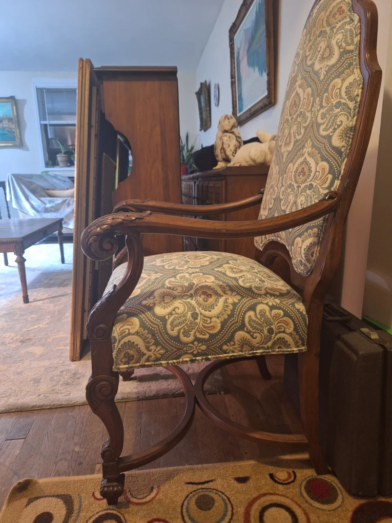 Ornate Upholstered Accent Chair - photo 2