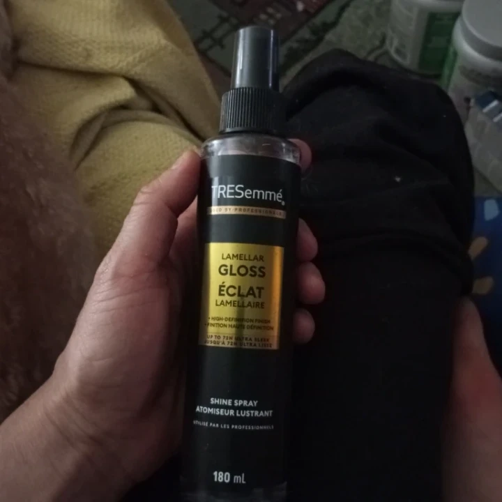 TRESemmé Lamellar Gloss Shine Spray 180ml