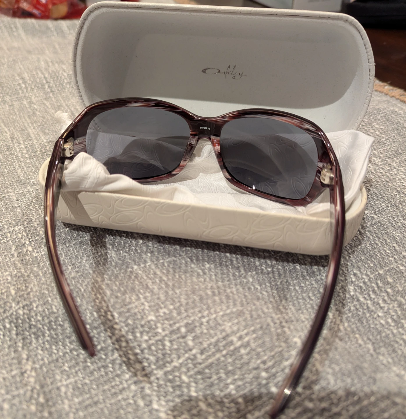 Oakley women's sunglasses - photo 2