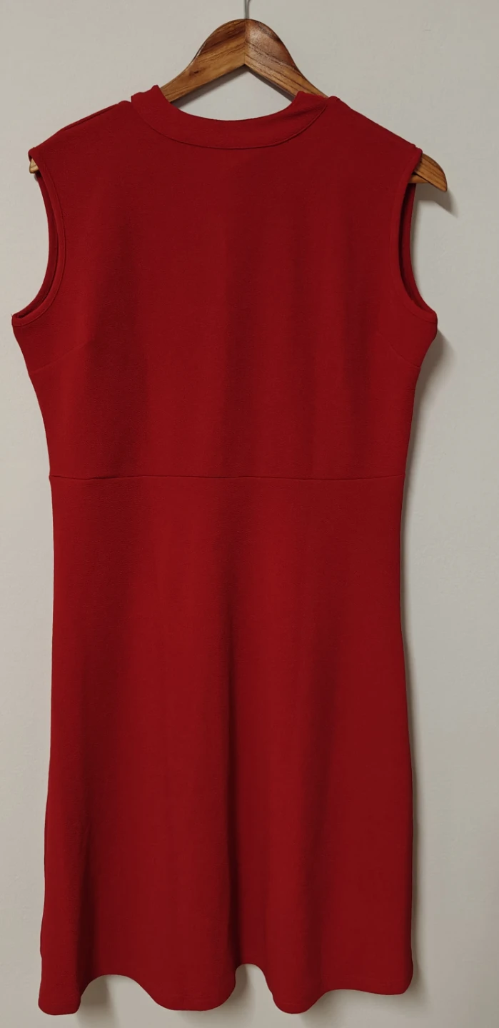 Red Sleeveless Dress