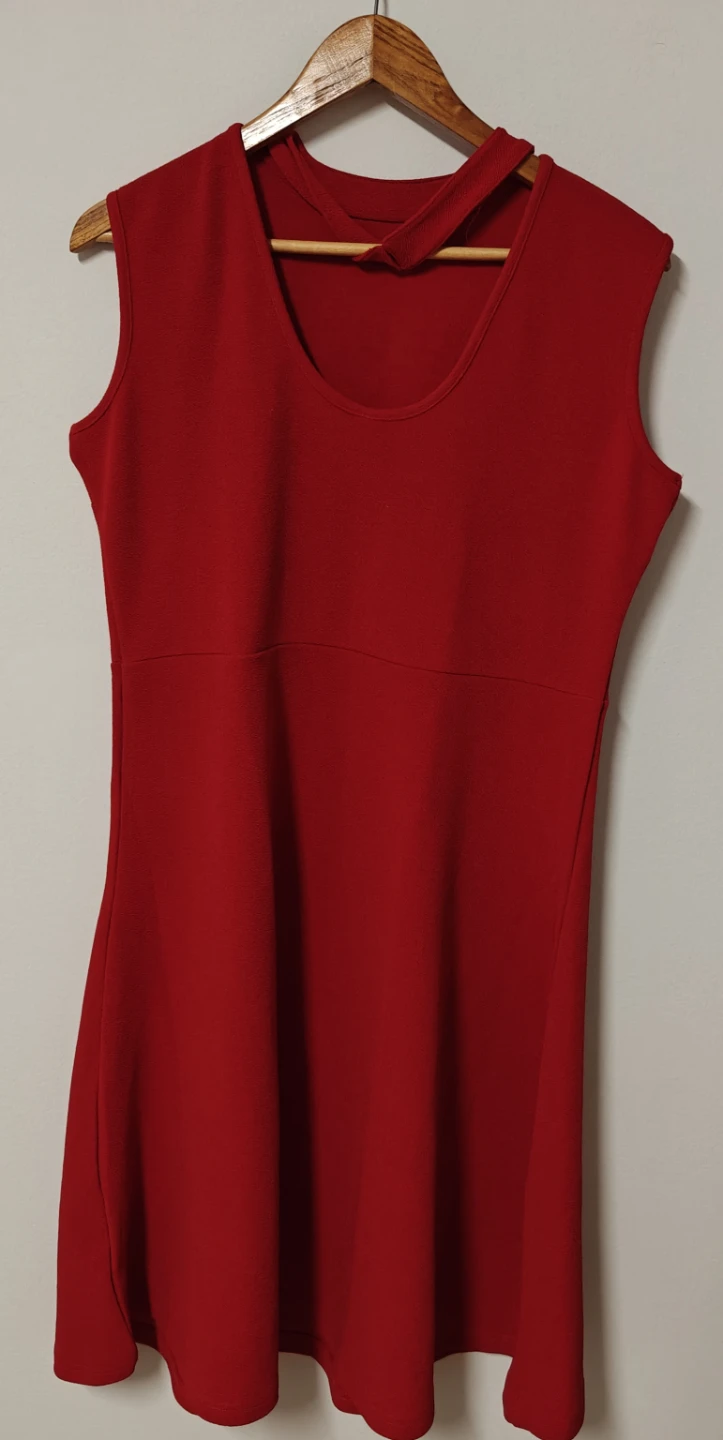 Red Sleeveless Dress - photo 2
