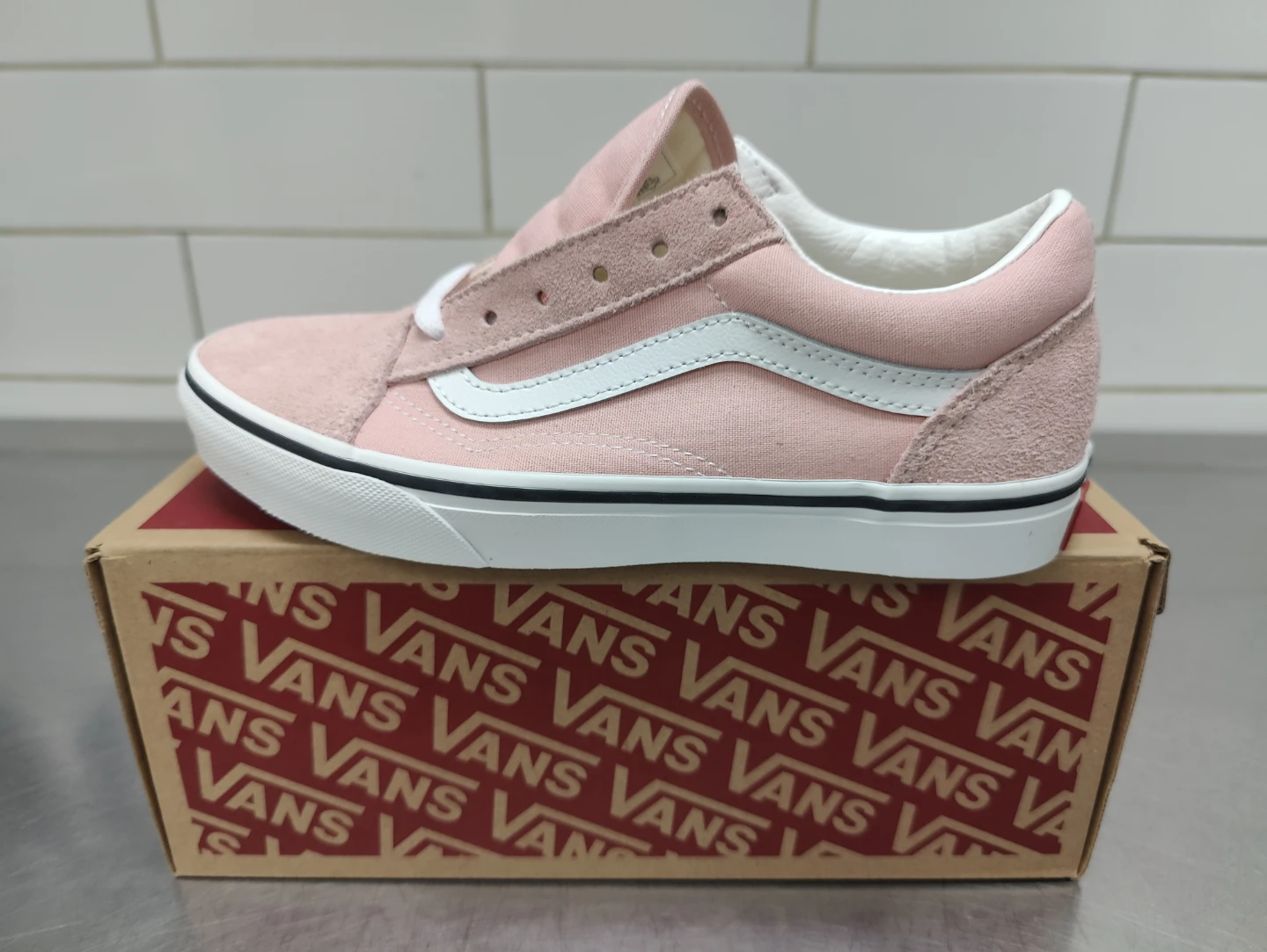 Vans Old Skool Powder Pink/True White Youth Size 4