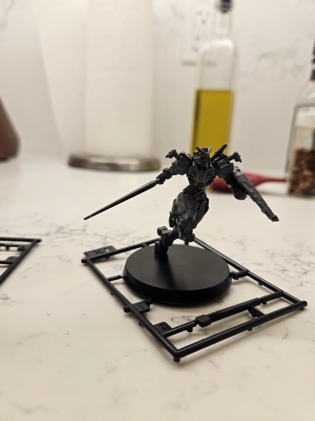 Gundam assemble minis only, $10 each or trade - photo 2