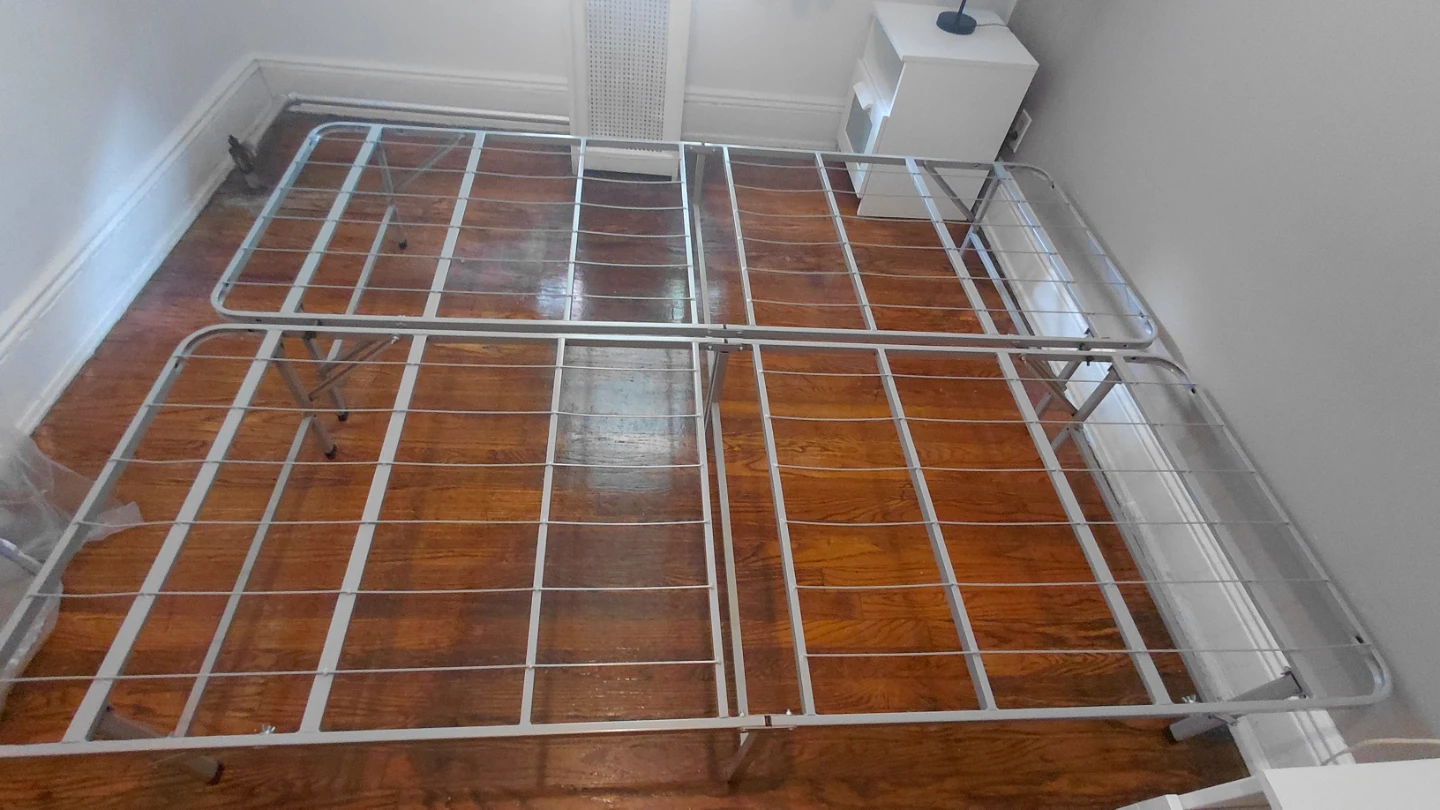 Metal Bed Frame - photo 2