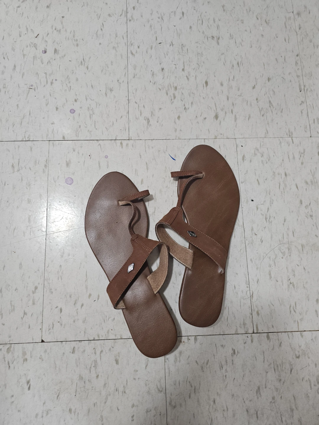 Brown Leather Thong Sandals - photo 2