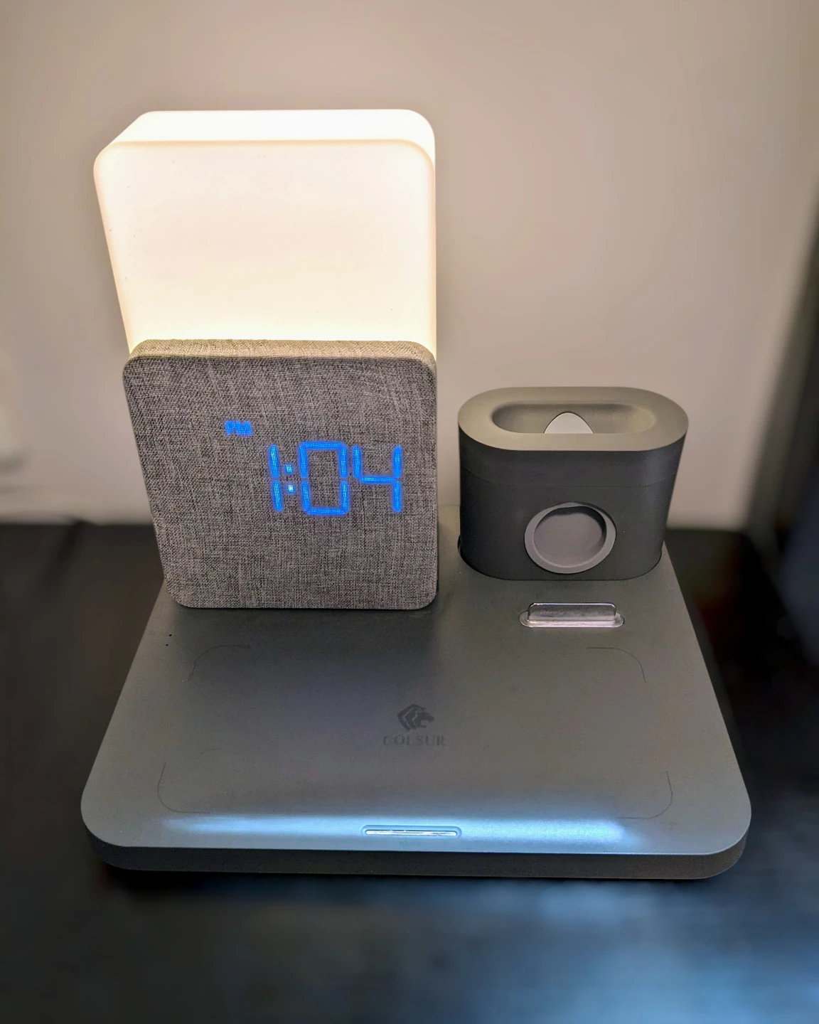 Wireless Charging Station with Lamp and Clock