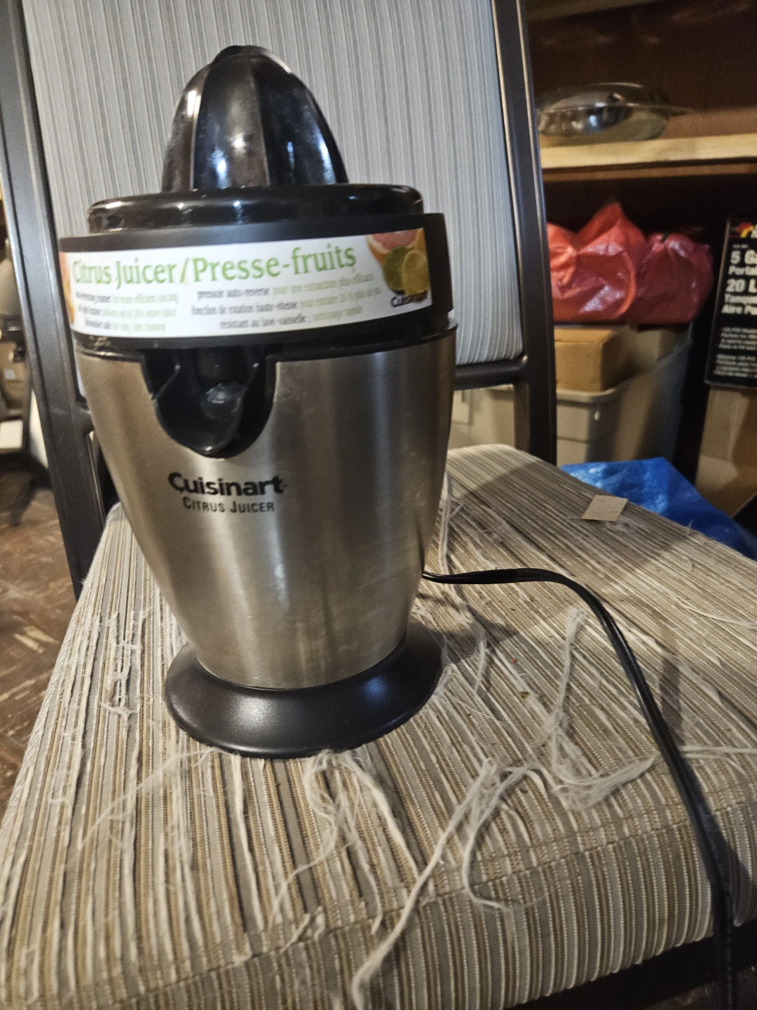 Cuisinart Citrus Juicer - photo 2