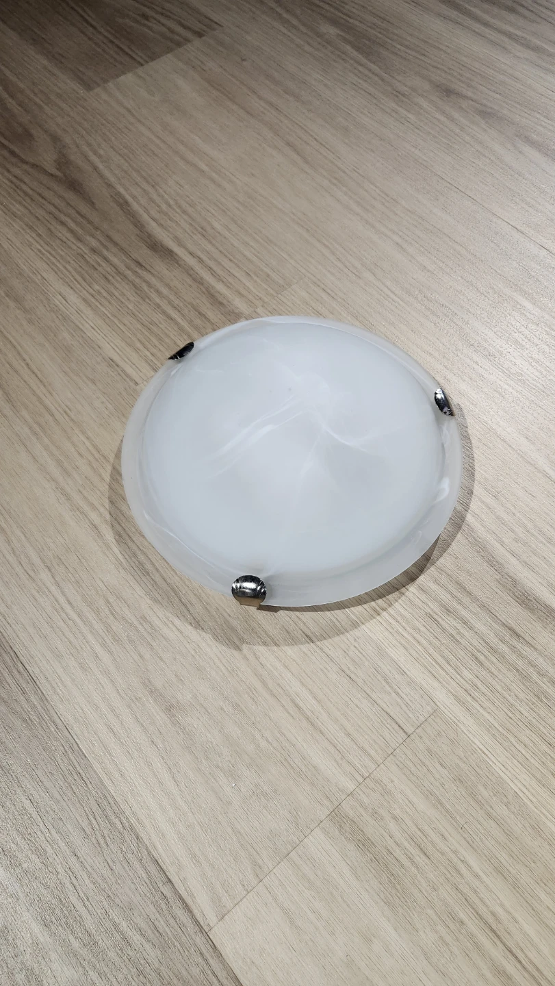Ceiling Light Fixtures (5 Available) – Free - photo 2