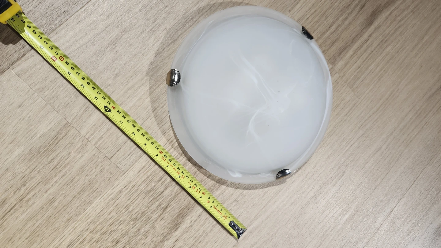 Ceiling Light Fixtures (5 Available) – Free - photo 3
