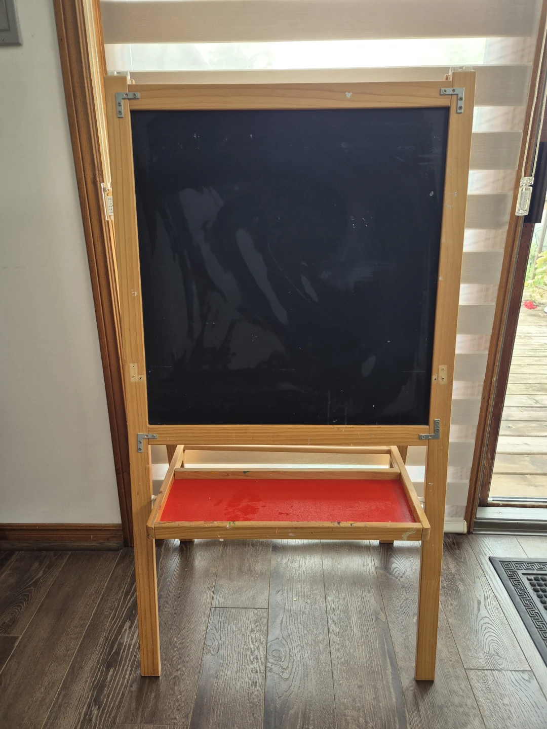 Wooden Easel with Chalkboard and Whiteboard