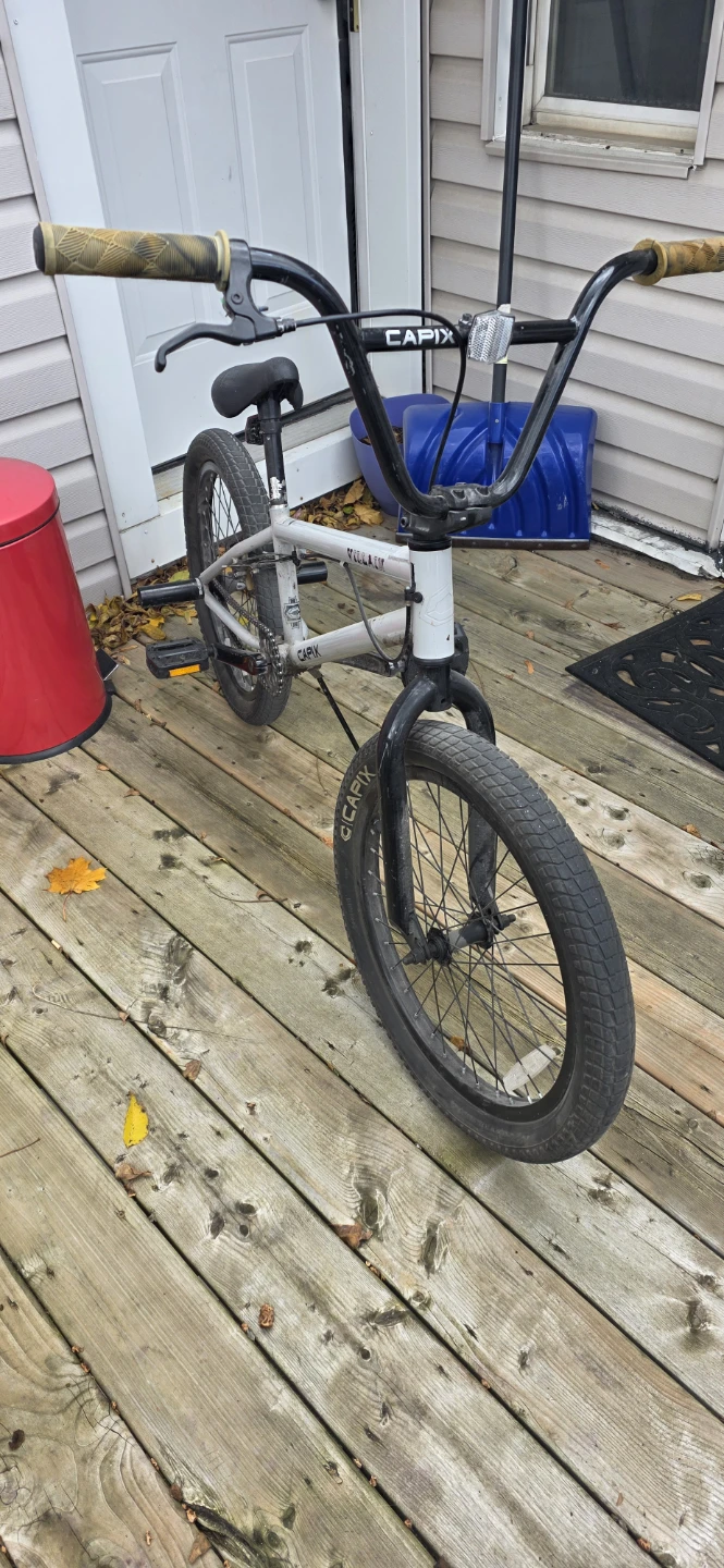 CAPiX BMX Bike - photo 2