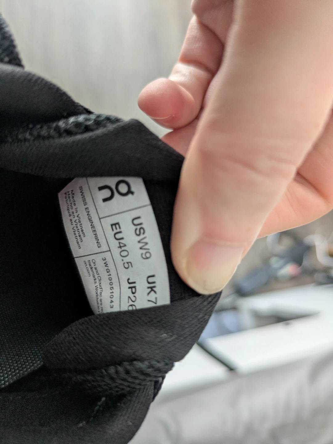 On Cloudrunner 3 Black Sneakers - Women's 9 - photo 5