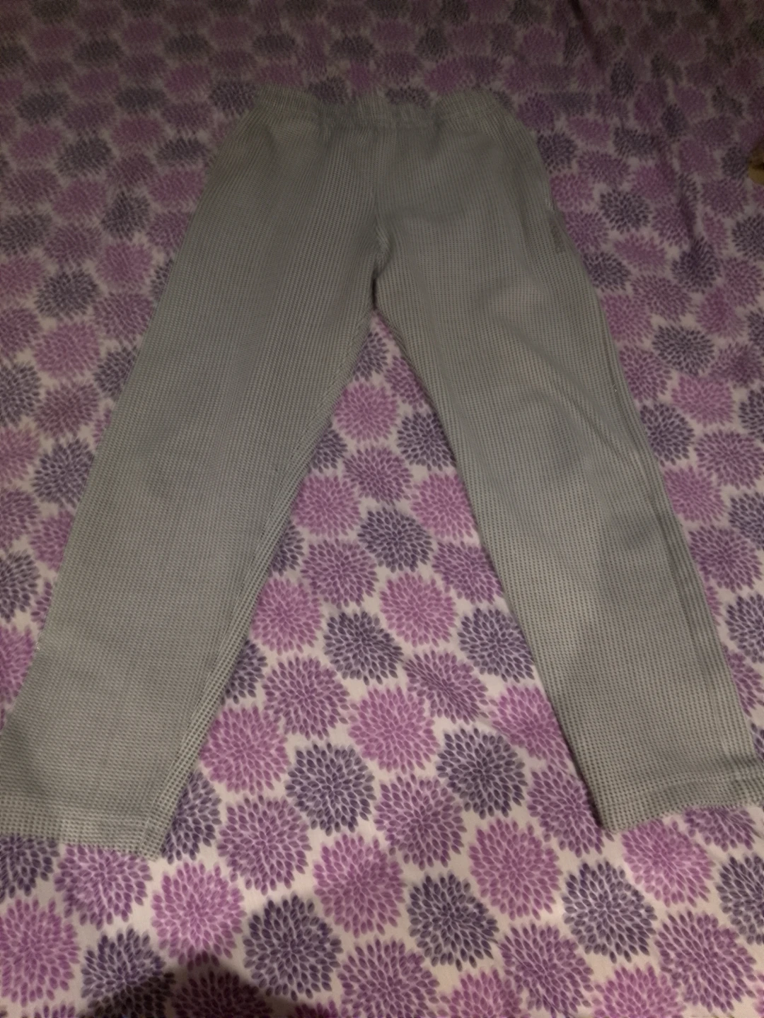 Grey pants with grid pattern