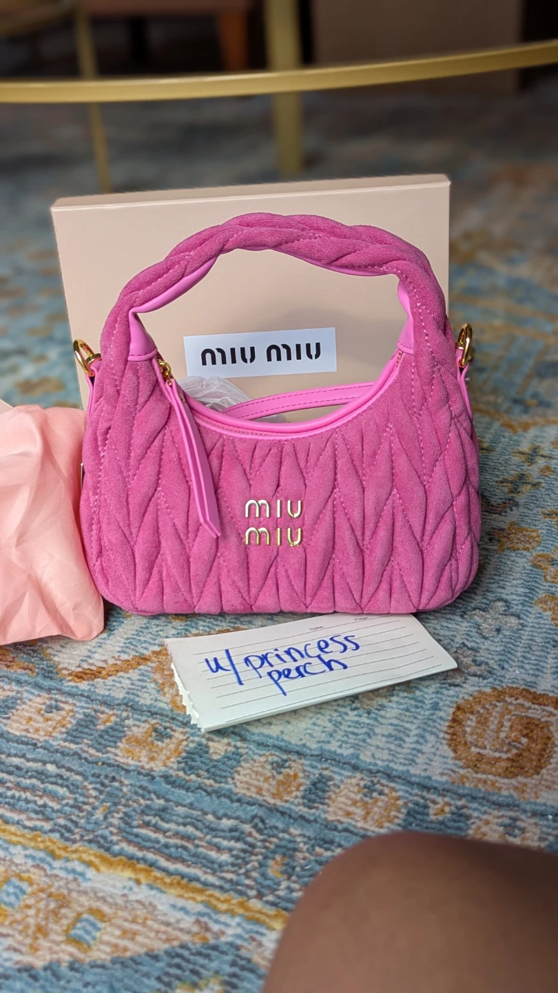 Miu Miu Pink Suede Matelasse Shoulder Bag - photo 2