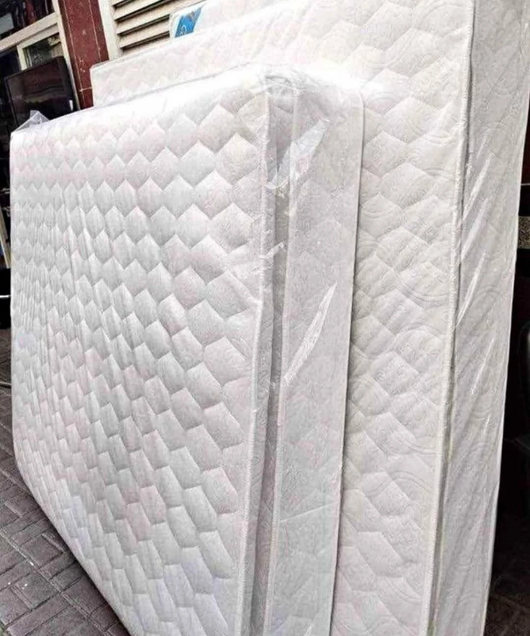 Brand new queen mattress - photo 4