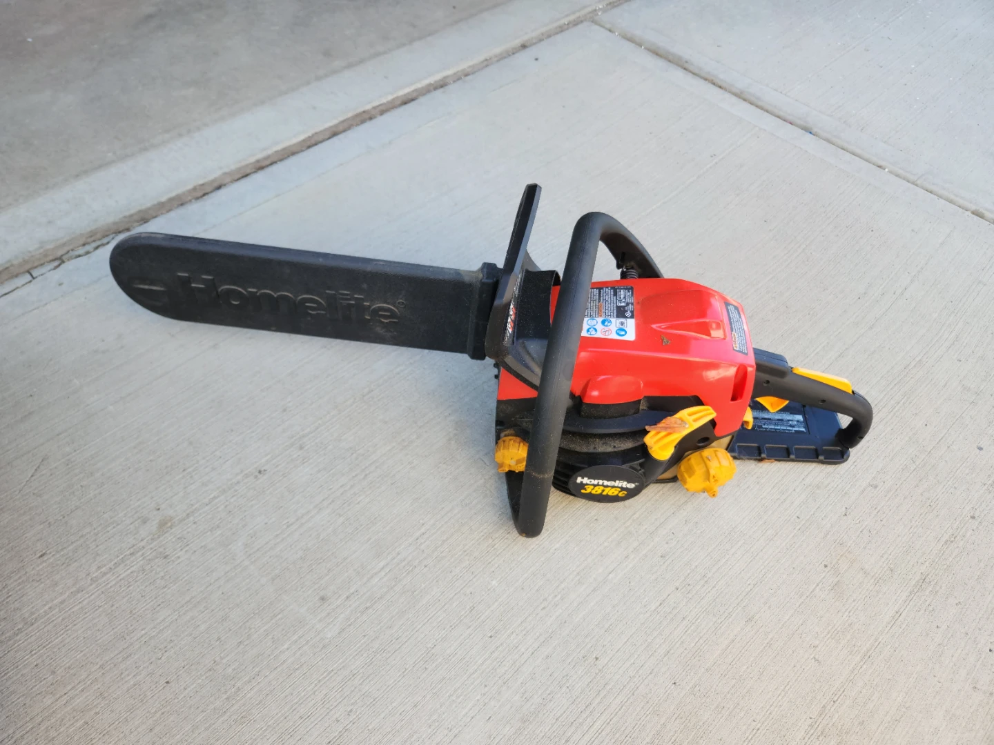 Homelite 3816C 16" Chainsaw - photo 3