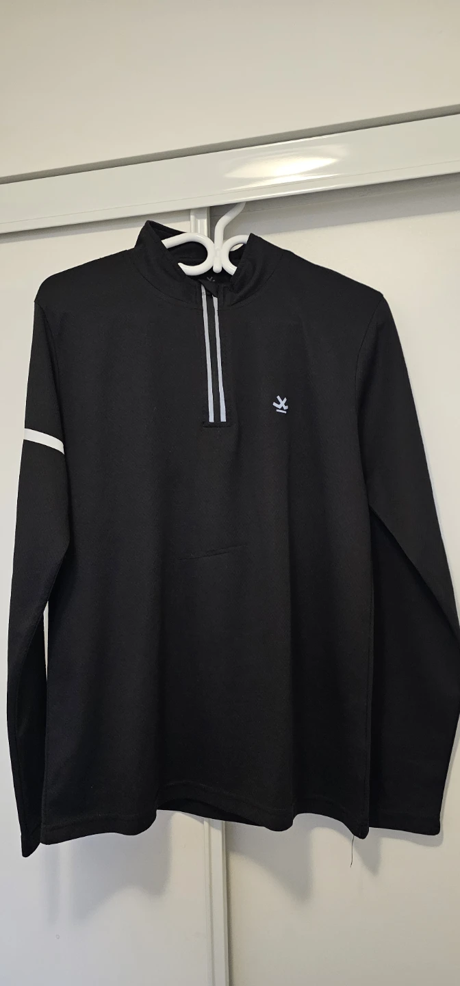 Black 1/4 Zip Pullover M size