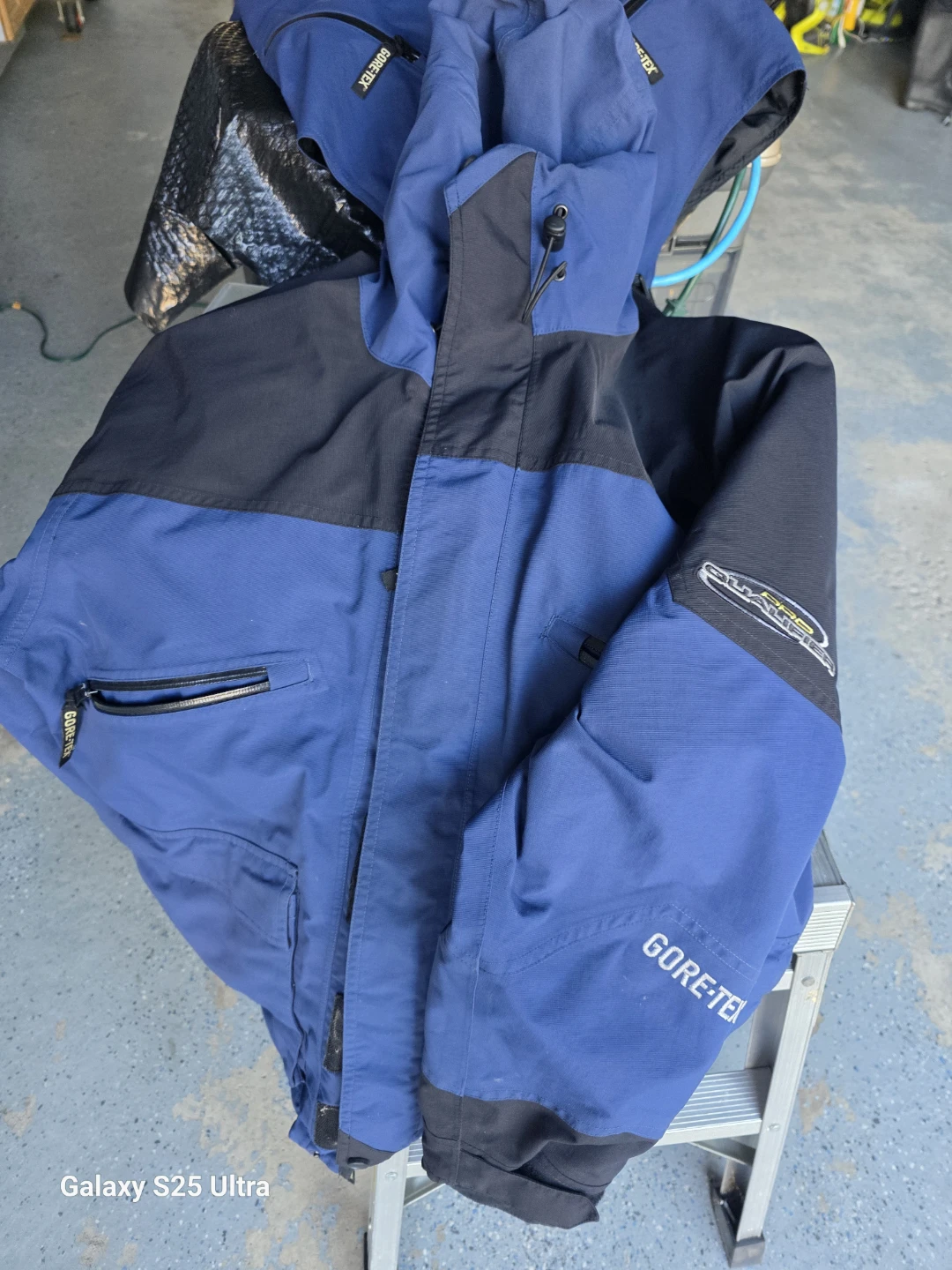 Gore-Tex Jacket and pants - photo 3