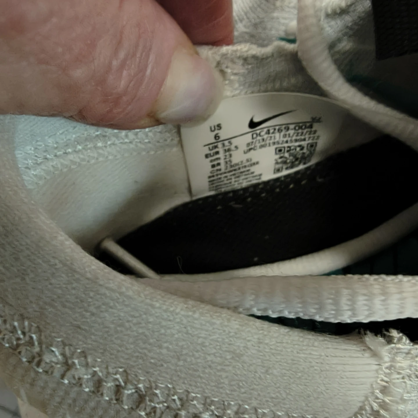Nike React Escape Run Women's Running Shoes - photo 5