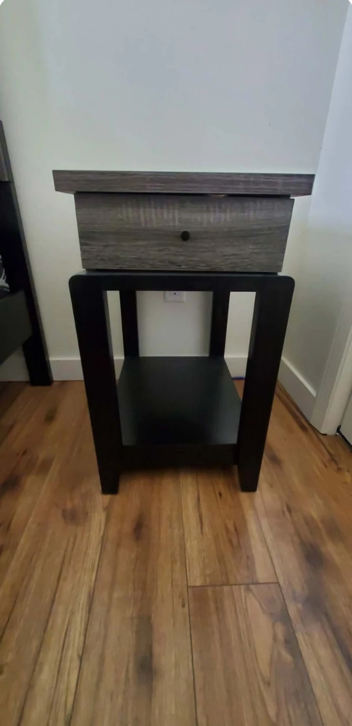 Beautiful bedroom set. Use it for guess maybe 3 times - photo 5