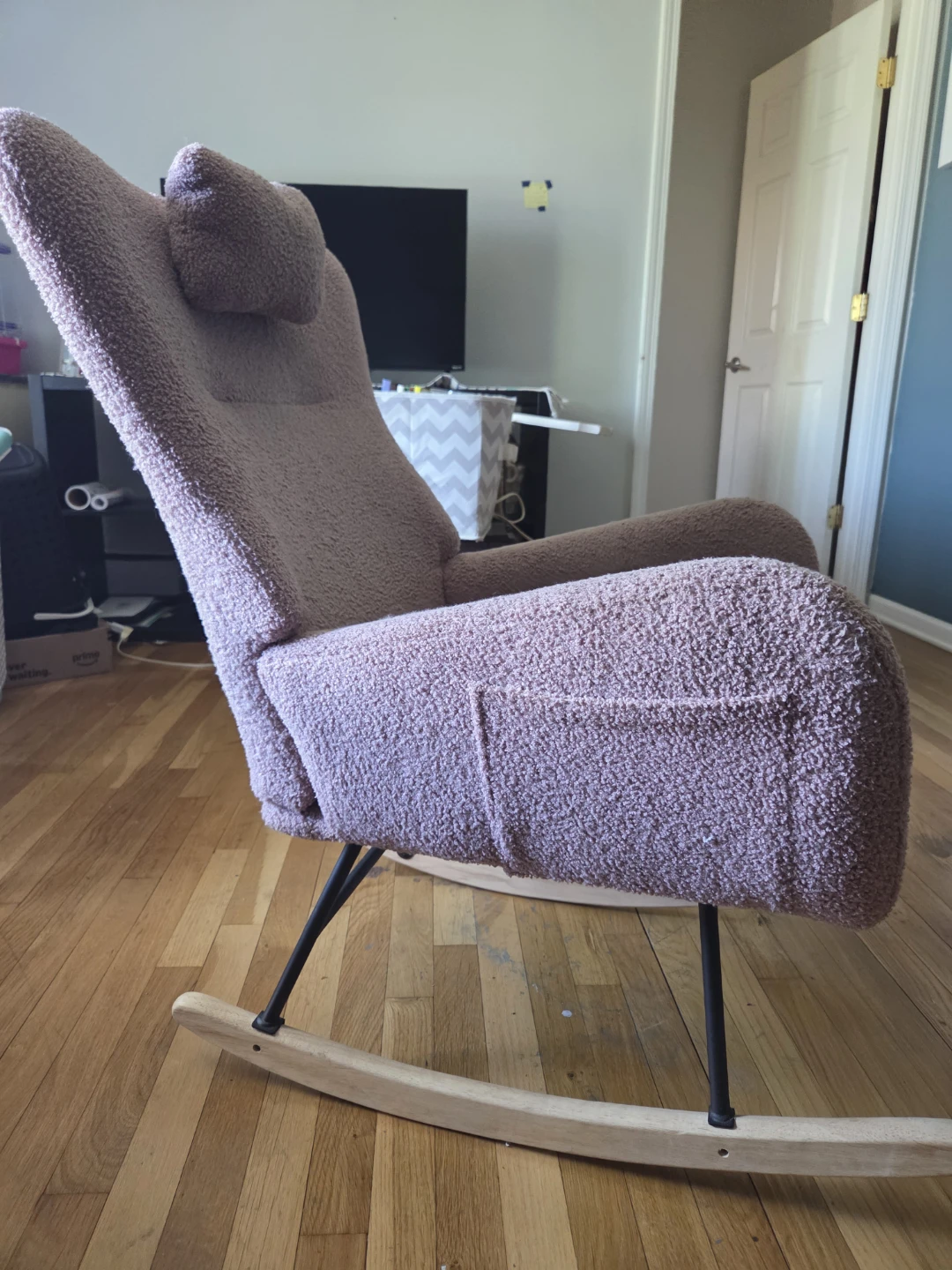 Pink Teddy Fleece Rocking Chair - photo 3