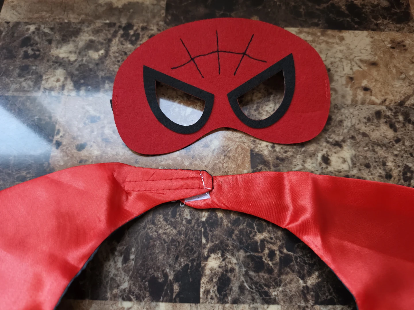 Brand New Kid Superhero Cape Set and Mask For Dress Up - photo 3
