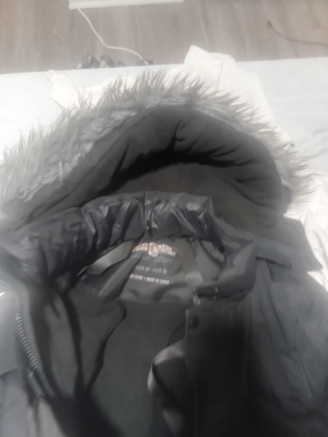 Manteau d'hiver noir Contract, grandeur M - photo 2