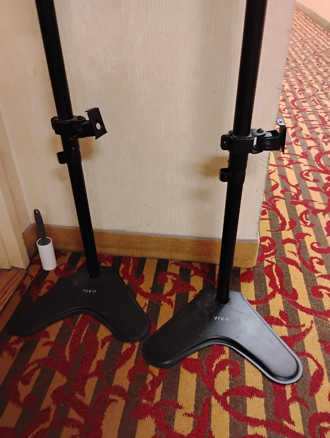 VIVO Speaker Stands Pair ($57ea on Amazon) - photo 4