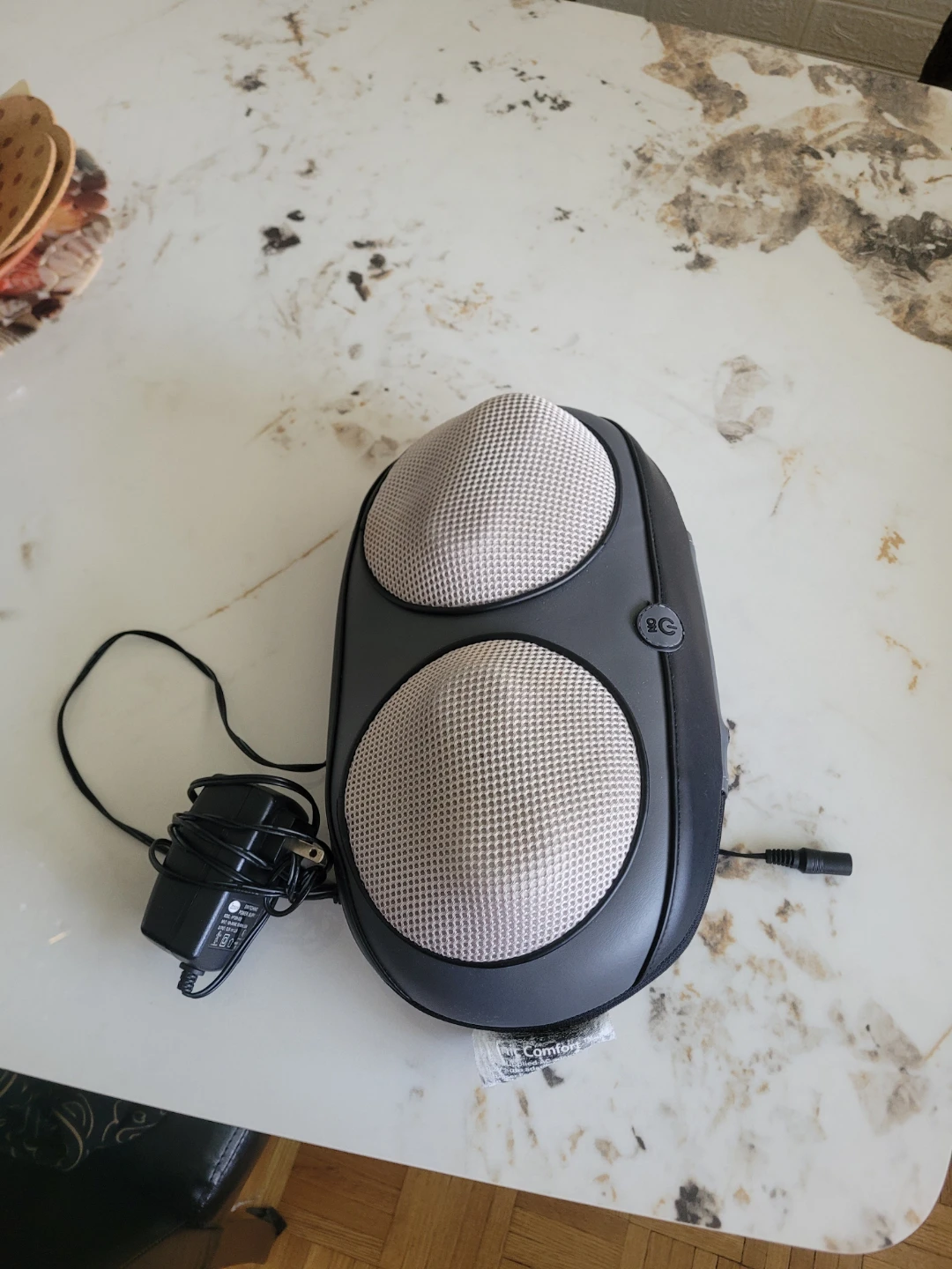 ComfortShiatsu Neck and Shoulder Massager with AC Adapter $40 - photo 2