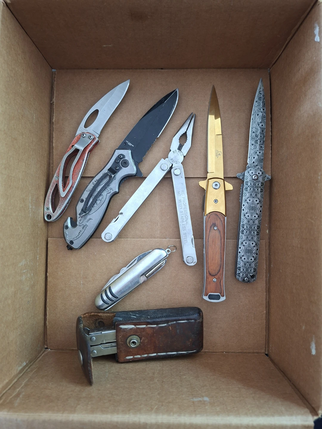 Assorted Multi-tools and knives