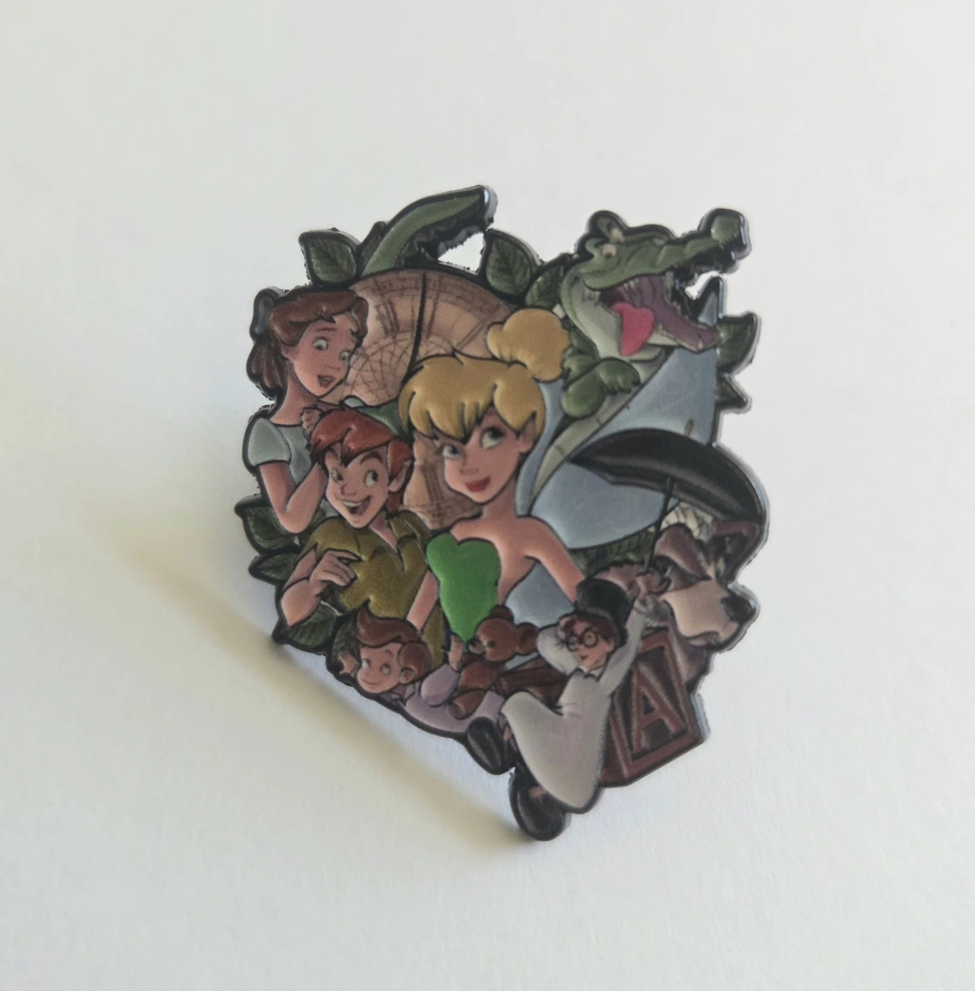 Disney Collage Pins Set - photo 3