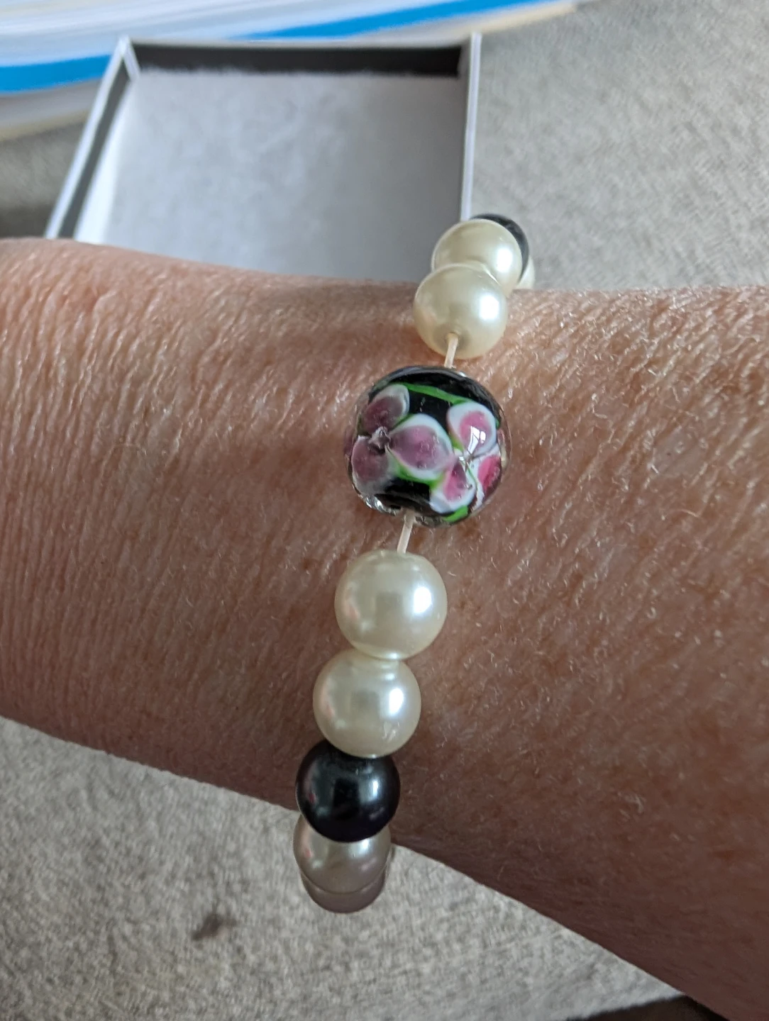 Beaded Bracelet with Decorative Glass Bead - photo 2