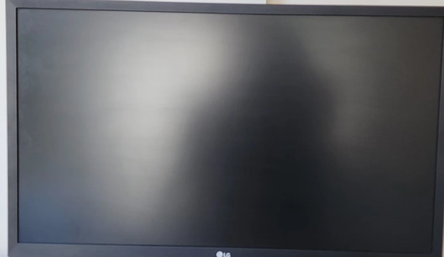 LG 24in monitor for sale - photo 3