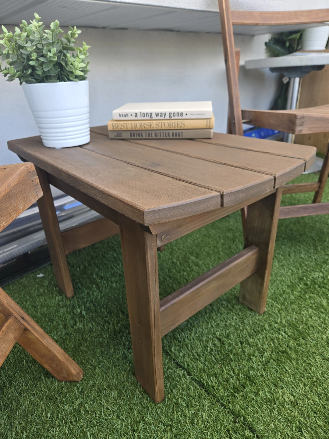 Newly sanded and stained patio bistro set 3 pcs - photo 4
