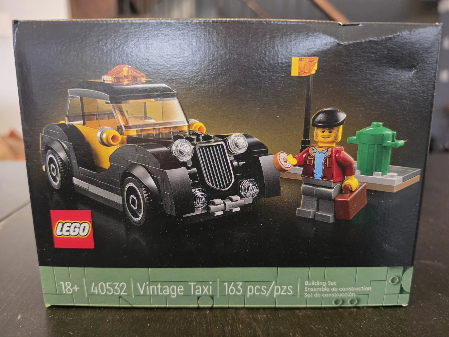 LEGO 40532 Vintage Taxi Building Set BNIB