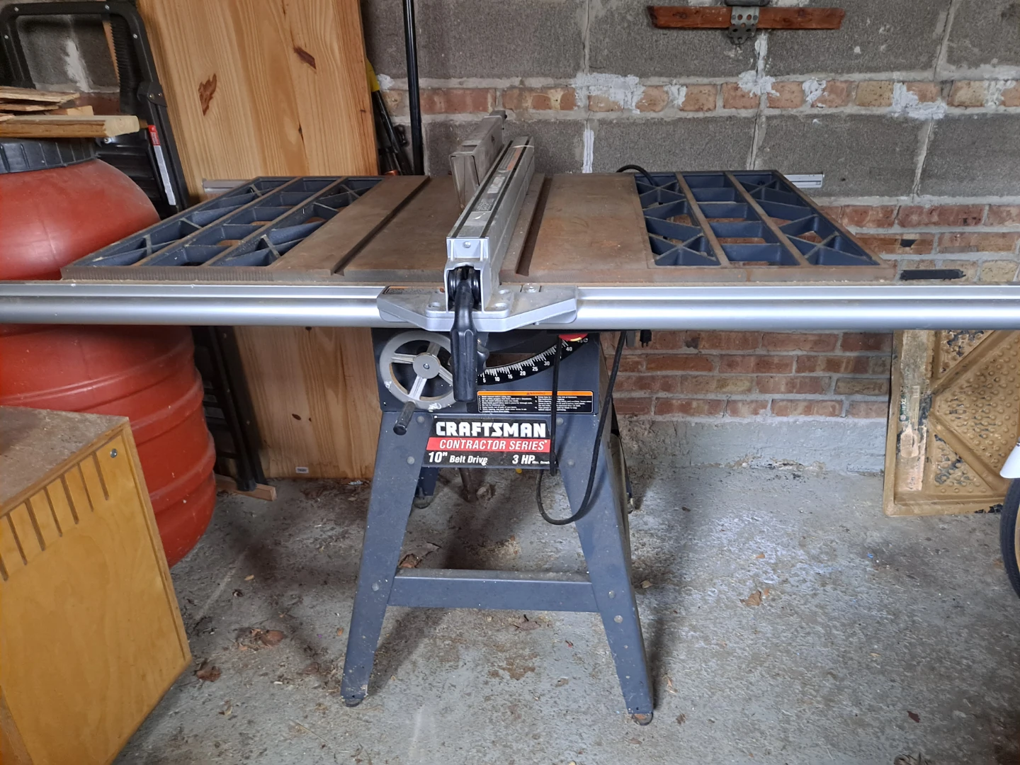 Craftsman Contractor Series 10" Belt Drive Table Saw