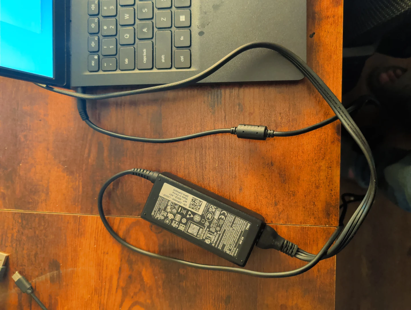 Dell Inspiron 15 3520 - photo 3