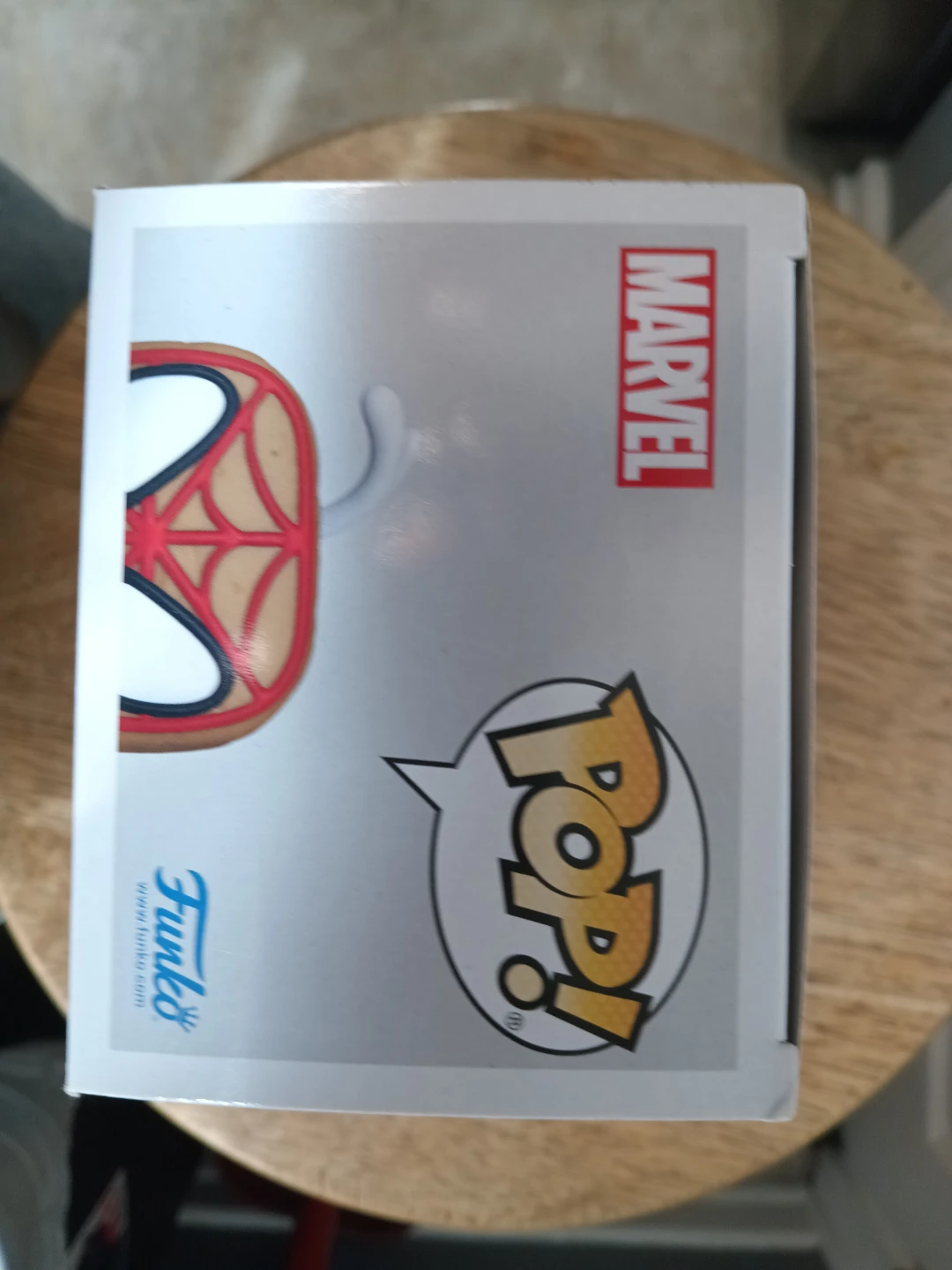 Funko Pop! Marvel Gingerbread Spider-Man #939 Vinyl Figure - photo 5