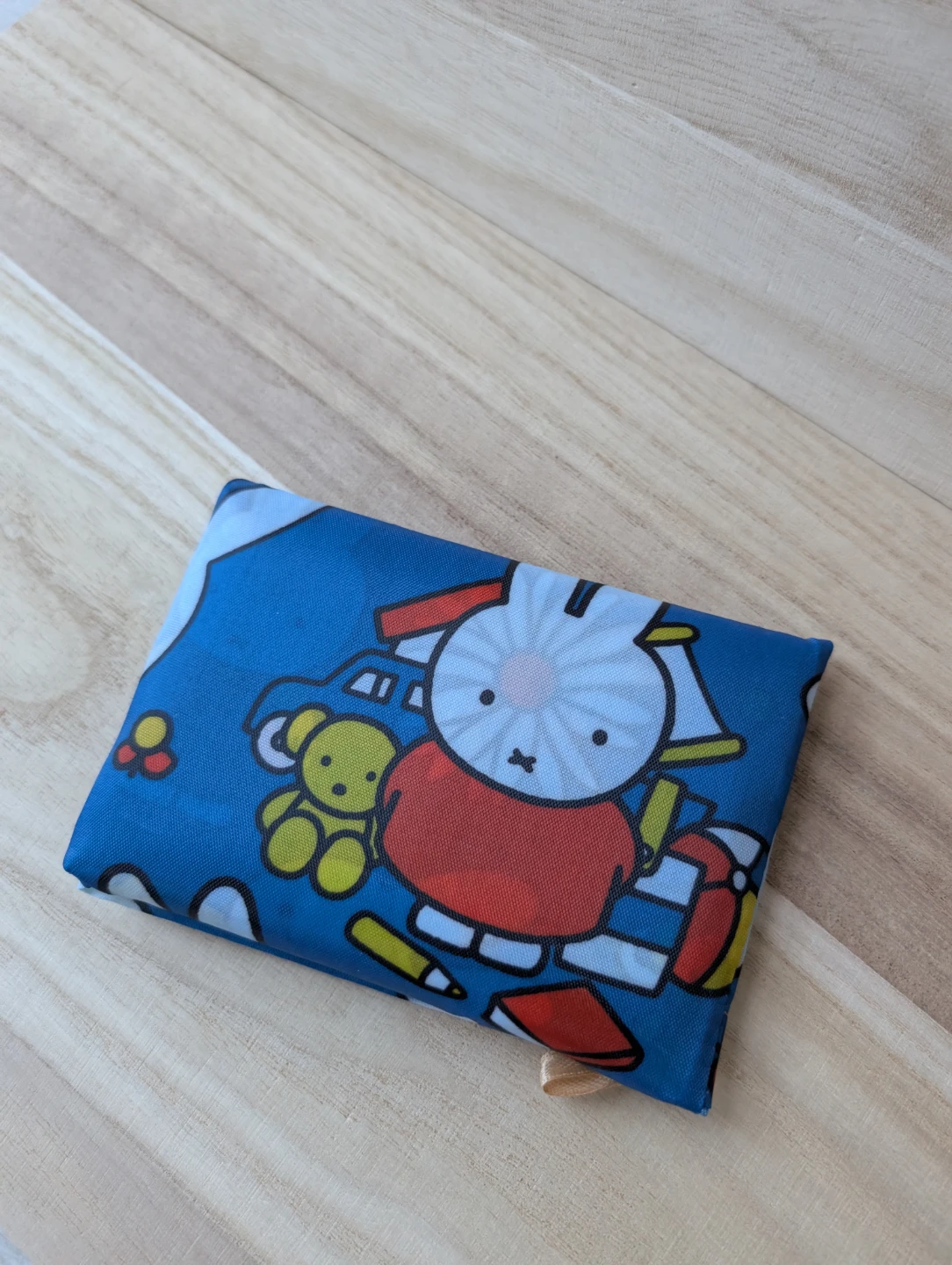Miffy Reusable Shopping Bag with Pouch - photo 3