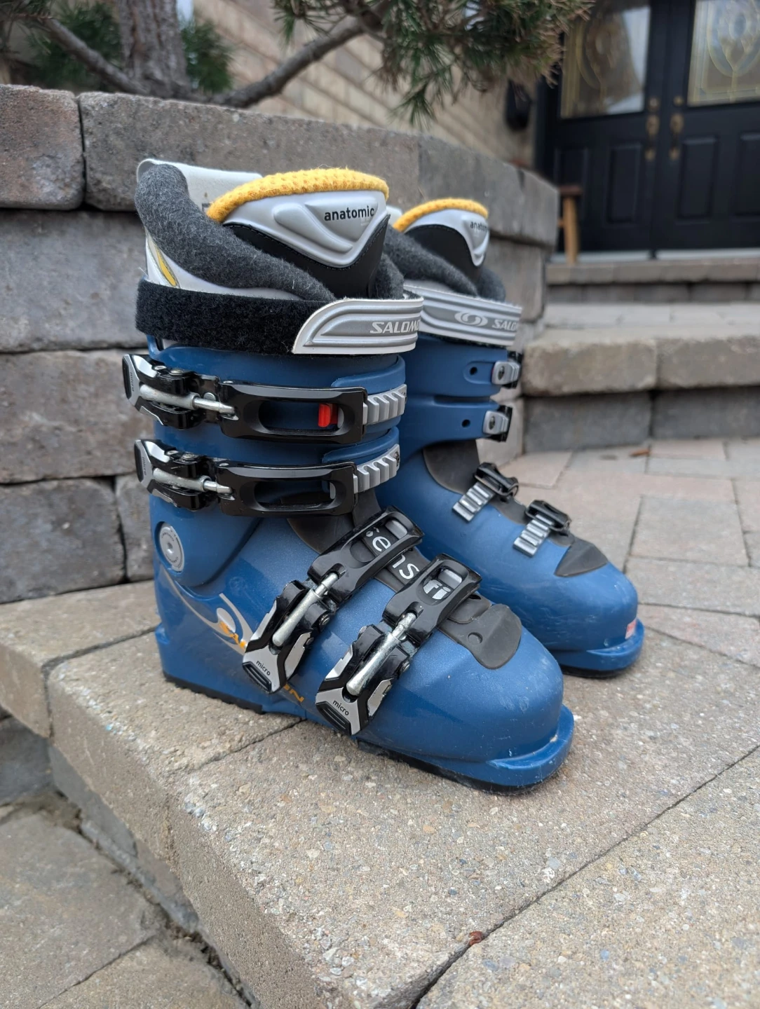 Salomon Performance Ski Boots - Blue - Size 23.5 - 24