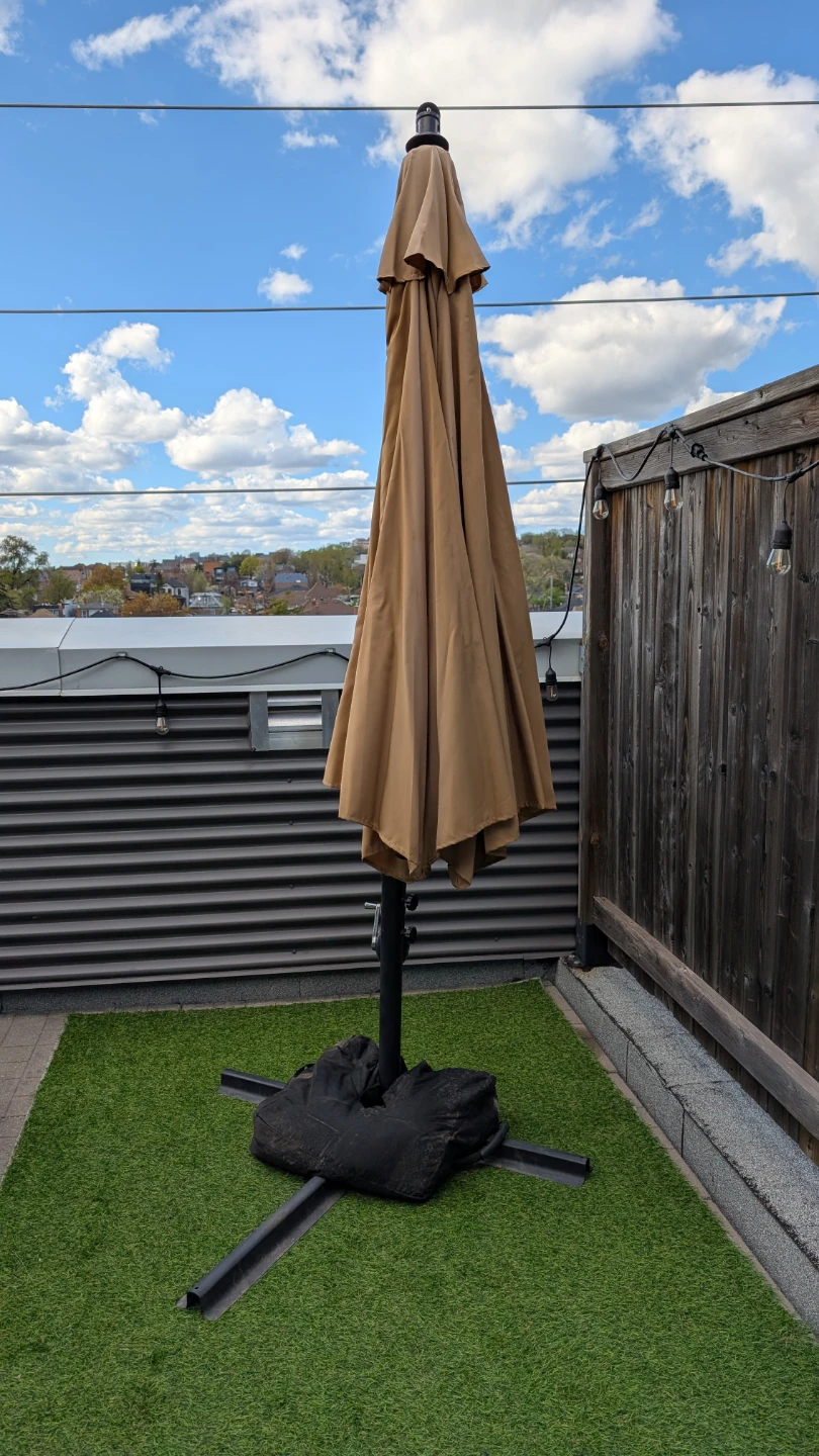 Large 10' Patio Umbrella with Base - photo 2